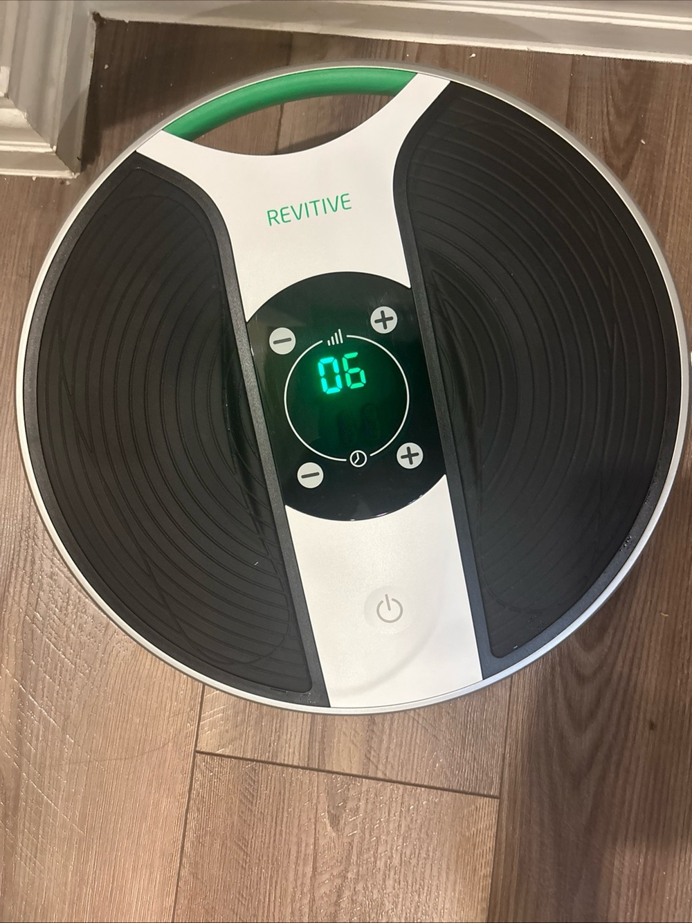 Revitive Medic Circulation Booster EMS TENS Foot & Leg Therapy - Picture 5 of 6